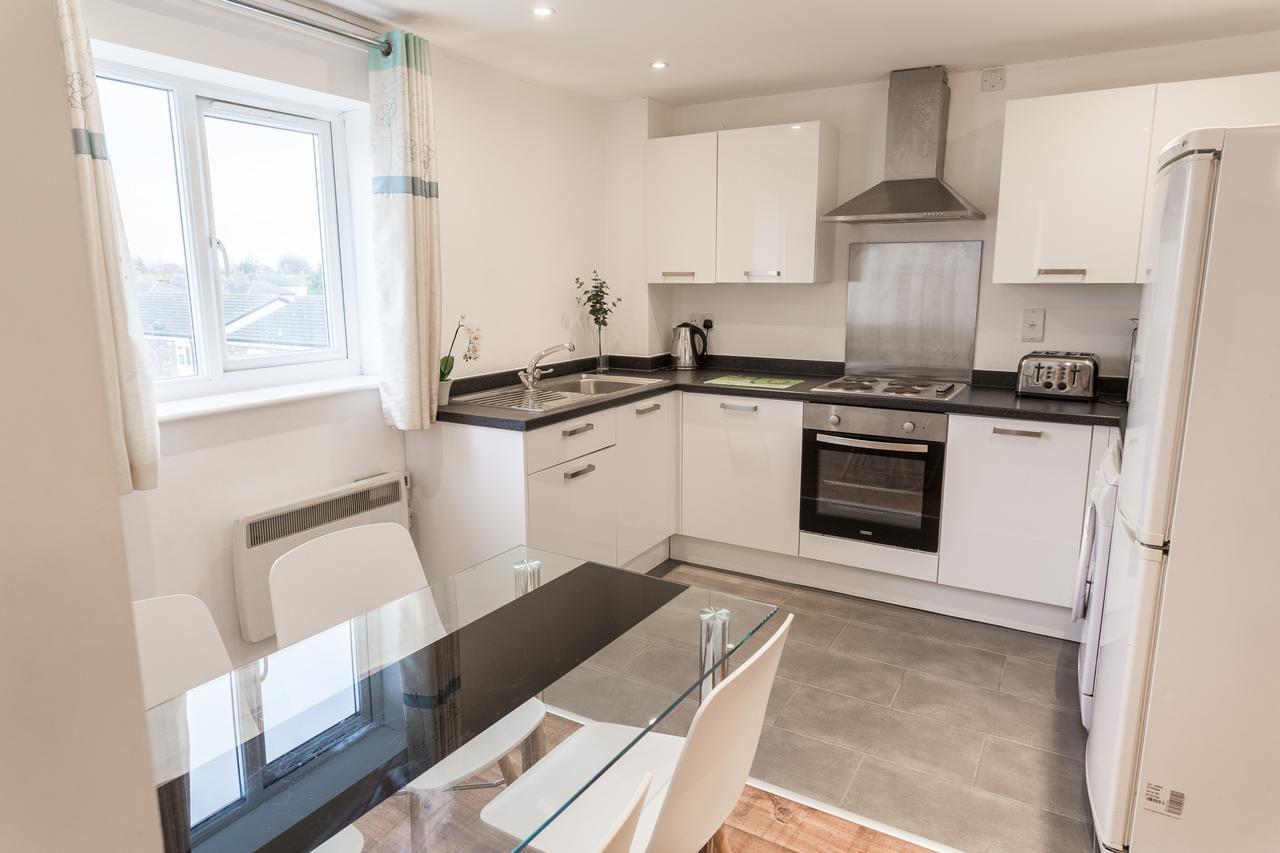 Meridian Apartment *